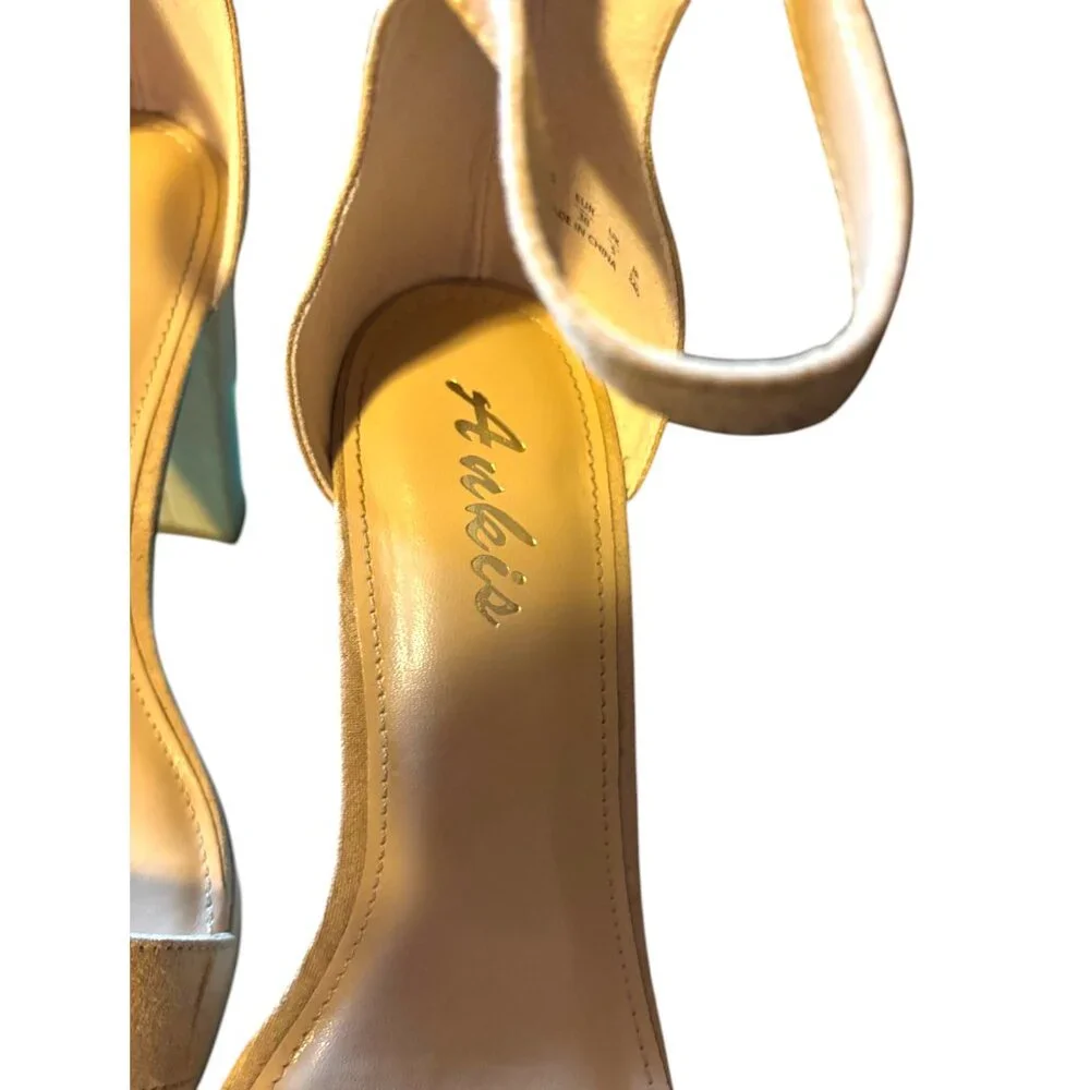 Ankis 4 Inches Chunky Platform heels Sandals Women Nude Suede sz 7‎